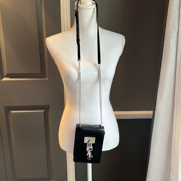 cross body purse by DKNY - Picture 3 of 12